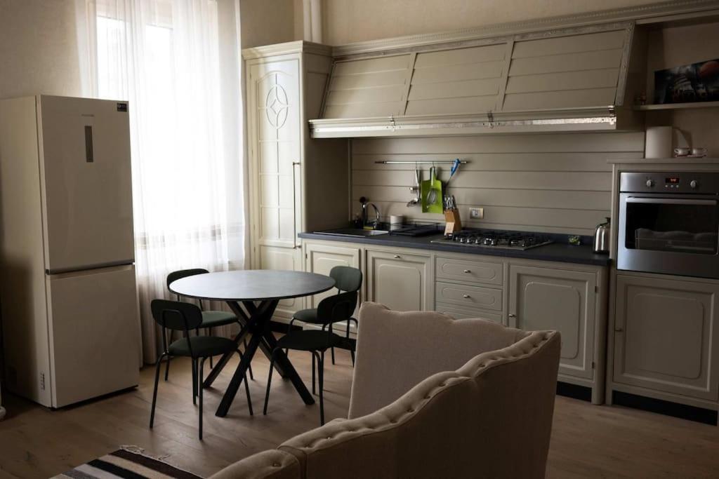 Merulana Penthouse: 5 Minutes Walk From Colosseum Exterior foto